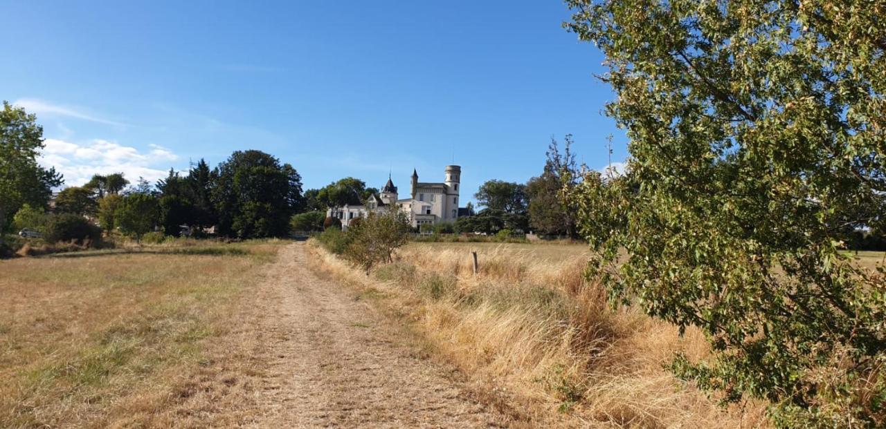 Chateau De Villeneuve - Montolieu 외부 사진
