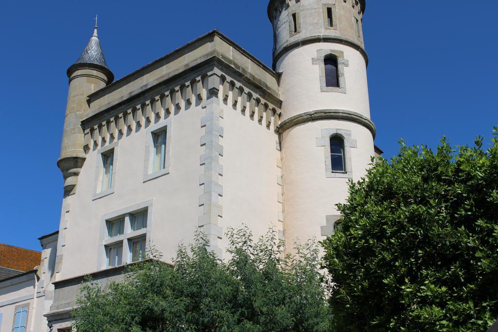 Chateau De Villeneuve - Montolieu 외부 사진